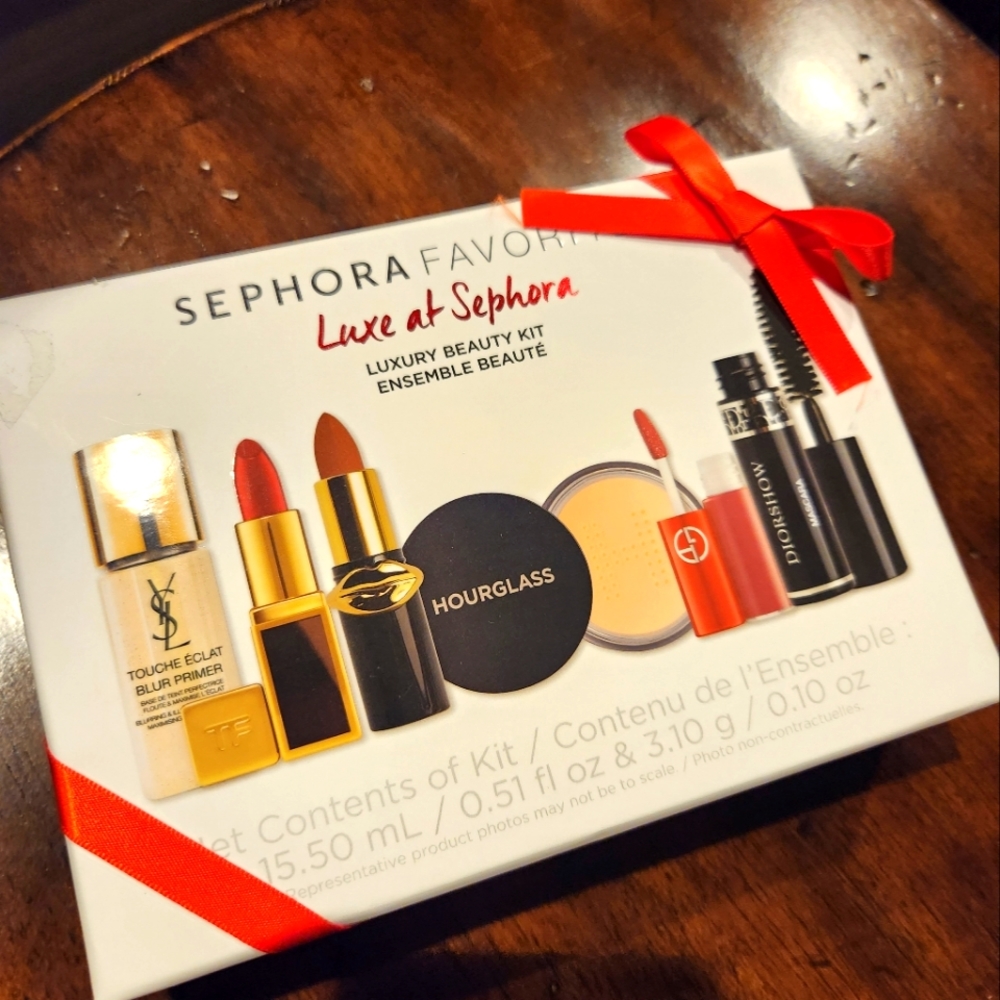 Brand new Sephora Luxury Beauty kit: YSL, TomFord, Giorgio Armani, Dior